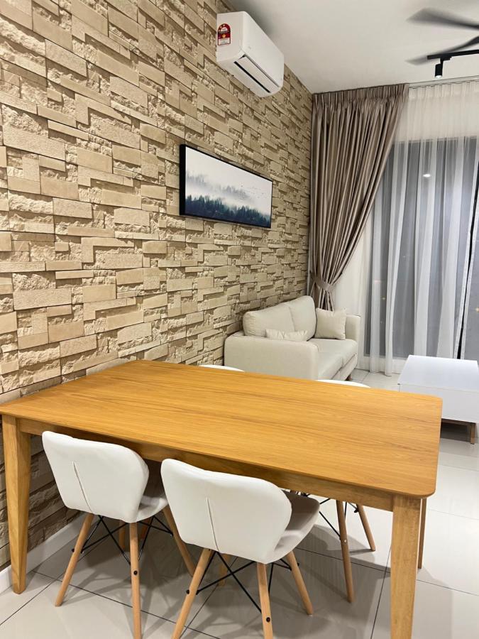 Mucihome Clio 3R2B, Putrajaya Condo Near To Ioi City Mall, Alamanda, Hospital Serdang, Wetland Studio Kru Dll- Non Smoking Home For Malaysian Only Extérieur photo