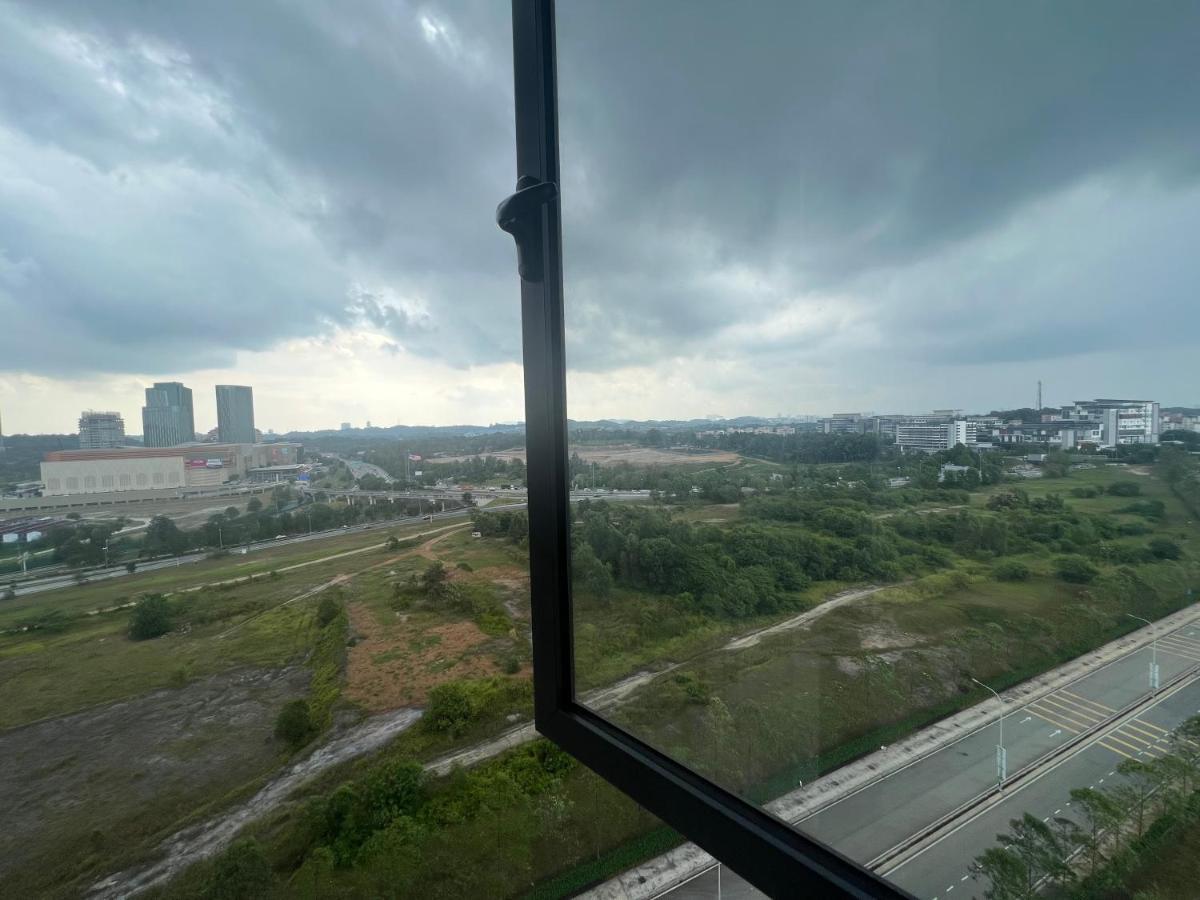 Mucihome Clio 3R2B, Putrajaya Condo Near To Ioi City Mall, Alamanda, Hospital Serdang, Wetland Studio Kru Dll- Non Smoking Home For Malaysian Only Extérieur photo